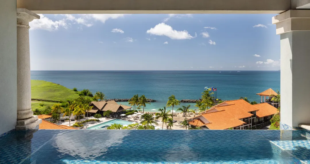Italian Oceanview One Bedroom SkyPool Butler Suite with Balcony Tranquility Soaking Tub - Pool