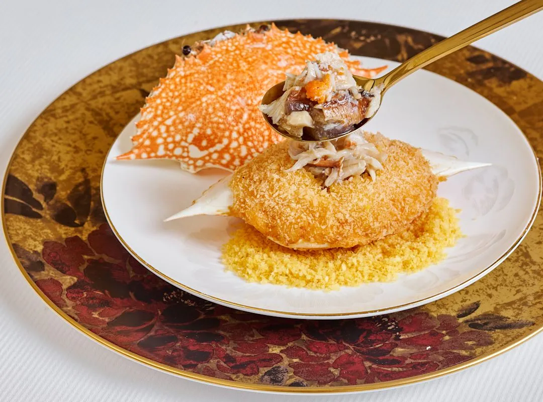 Odysseys Travel - Conrad Singapore Marina Bay - Golden Peony - Signature Dish
