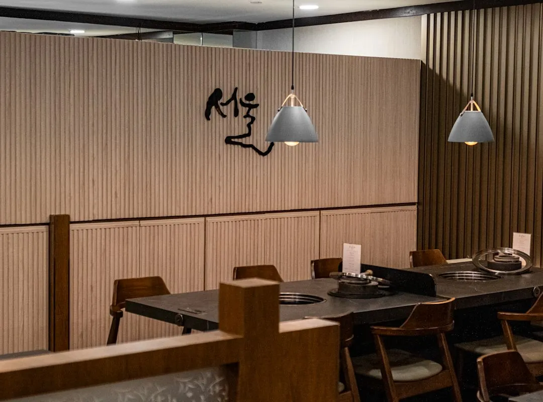 Odysseys Travel - Conrad Singapore Orchard - Seoul Restaurant - Interior