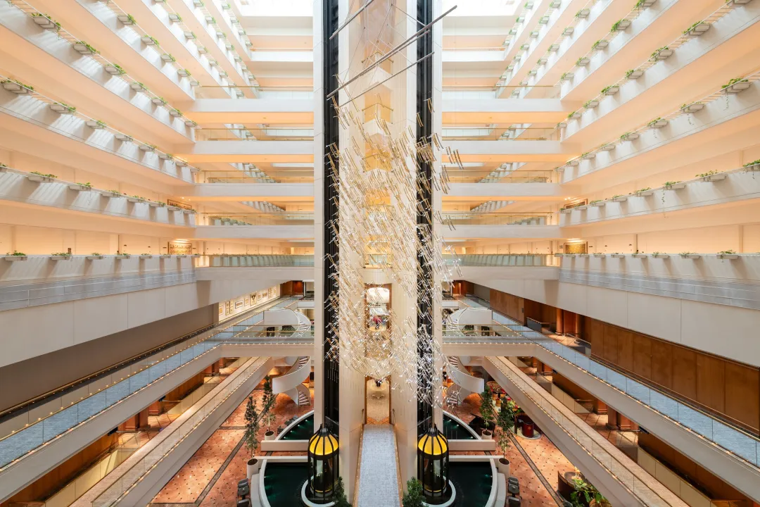 Odysseys Travel - Conrad Singapore Orchard - Atrium