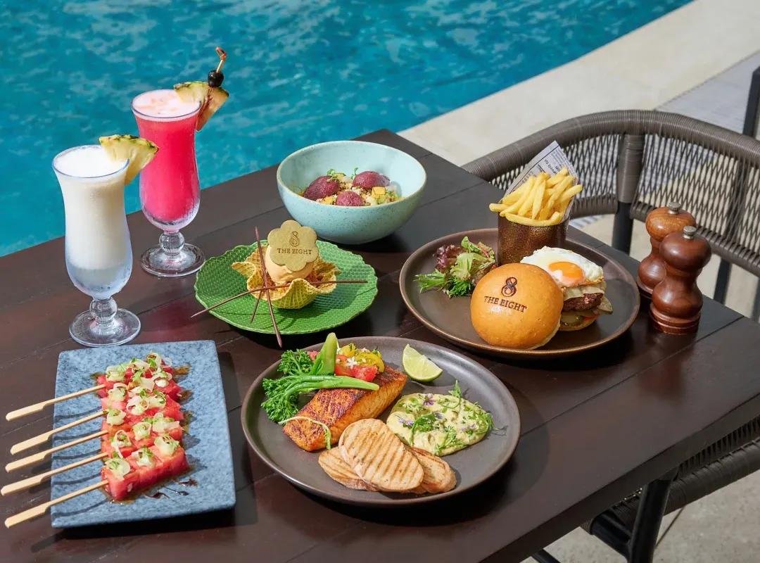 Odysseys Travel - Fairmont Singapore - The Eight - Table Setting