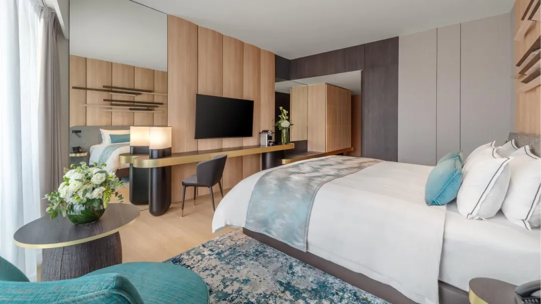 Odysseys Travel - PARKROYAL COLLECTION Marina Bay - Family Room - Bedroom