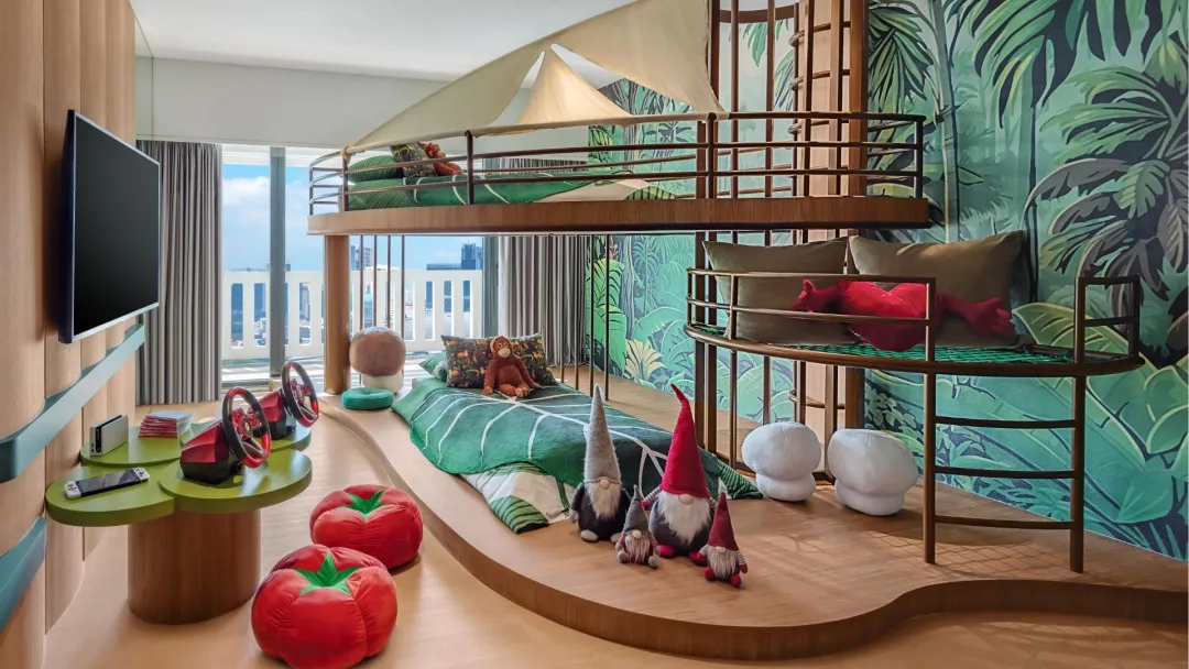 Odysseys Travel - PARKROYAL COLLECTION Marina Bay - The Gnome's Treehouse - Bedroom