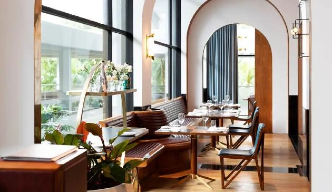 Odysseys Travel - Shangri-La Singapore - Origin Grill - Interior