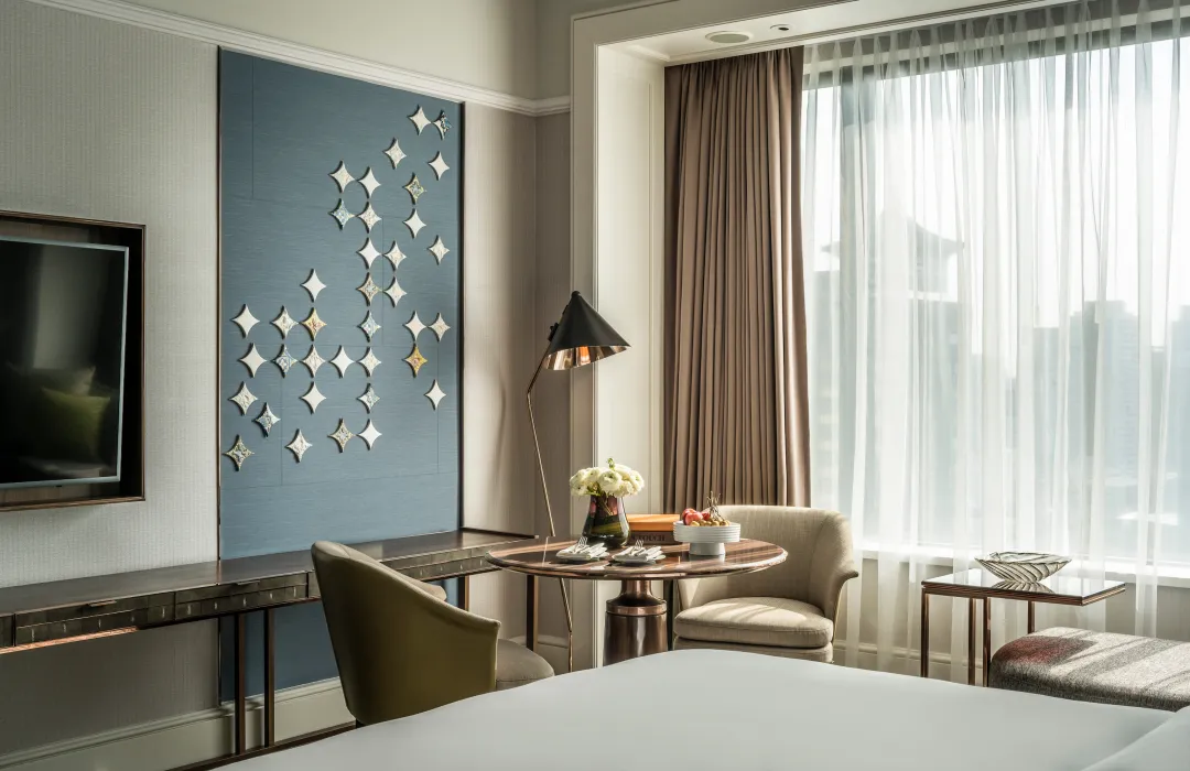Odysseys Travel - Four Seasons Hotel Singapore - Premier Family Room - Seating Area