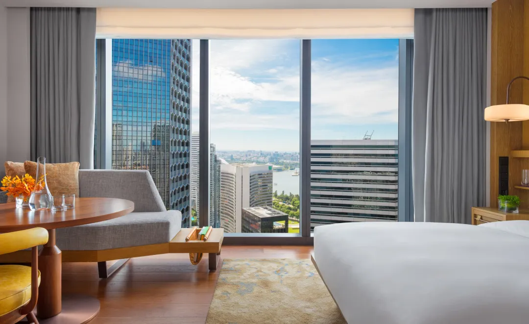 Odysseys Travel - Andaz Singapore - A Concept by Hyatt - 2 Twin Beds - Seating Area