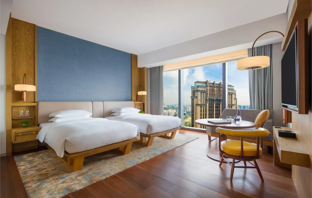 Odysseys Travel - Andaz Singapore - A Concept by Hyatt - 2 Twin Beds with Heritage View - Bedroom