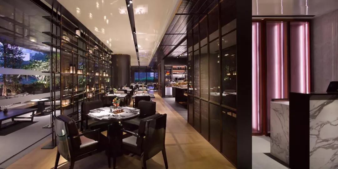 Odysseys Travel - InterContinental Singapore - CODA - Interior