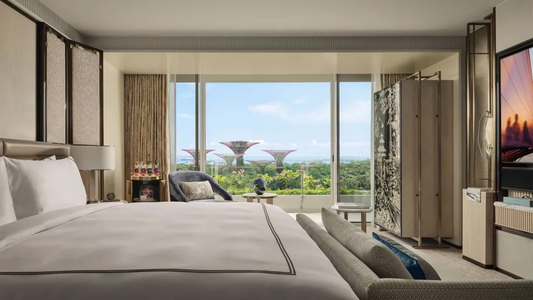 Odysseys Travel - Marina Bay Sands - Sands Premier Room - Bedroom