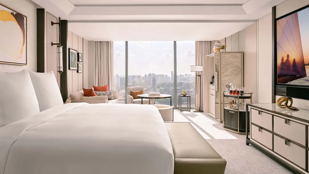 Odysseys Travel - Marina Bay Sands - Paiza Club Room - Bedroom