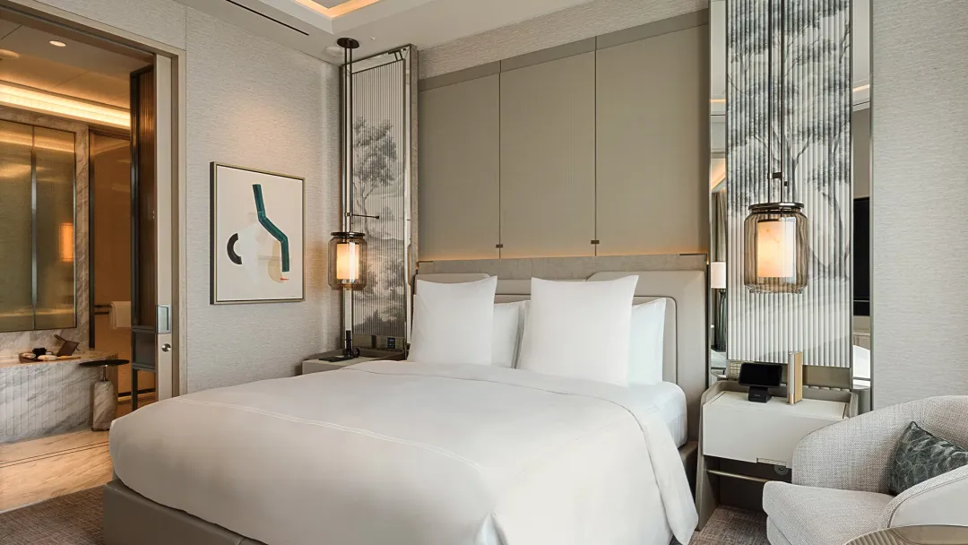Odysseys Travel - Marina Bay Sands - Paiza Bay Suite - Bedroom