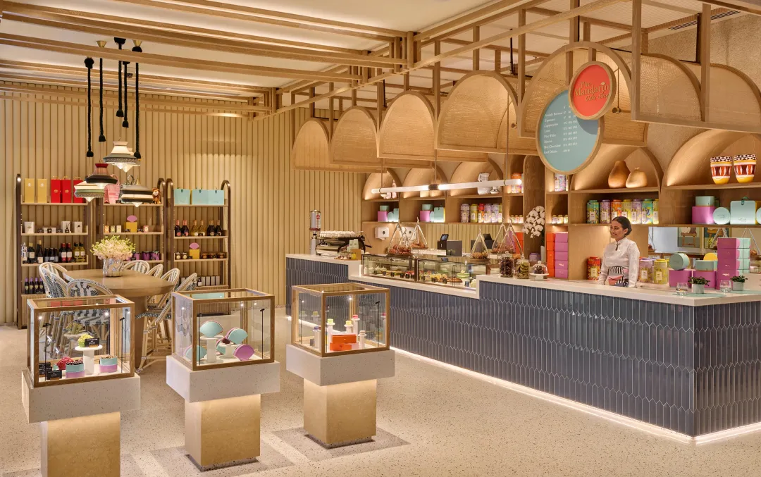 Odysseys Travel - Mandarin Oriental Singapore - Mandarin Oriental Cake Shop - Boutique
