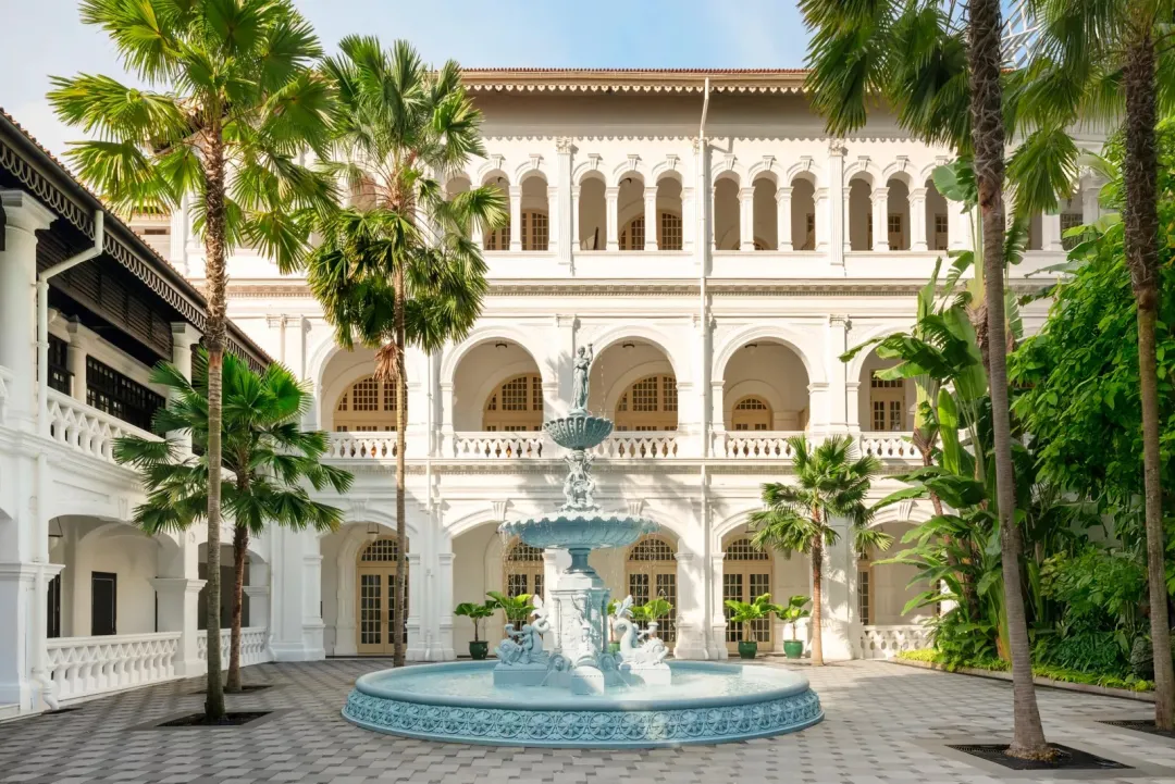 Odysseys Travel - Raffles Singapore - Courtyard