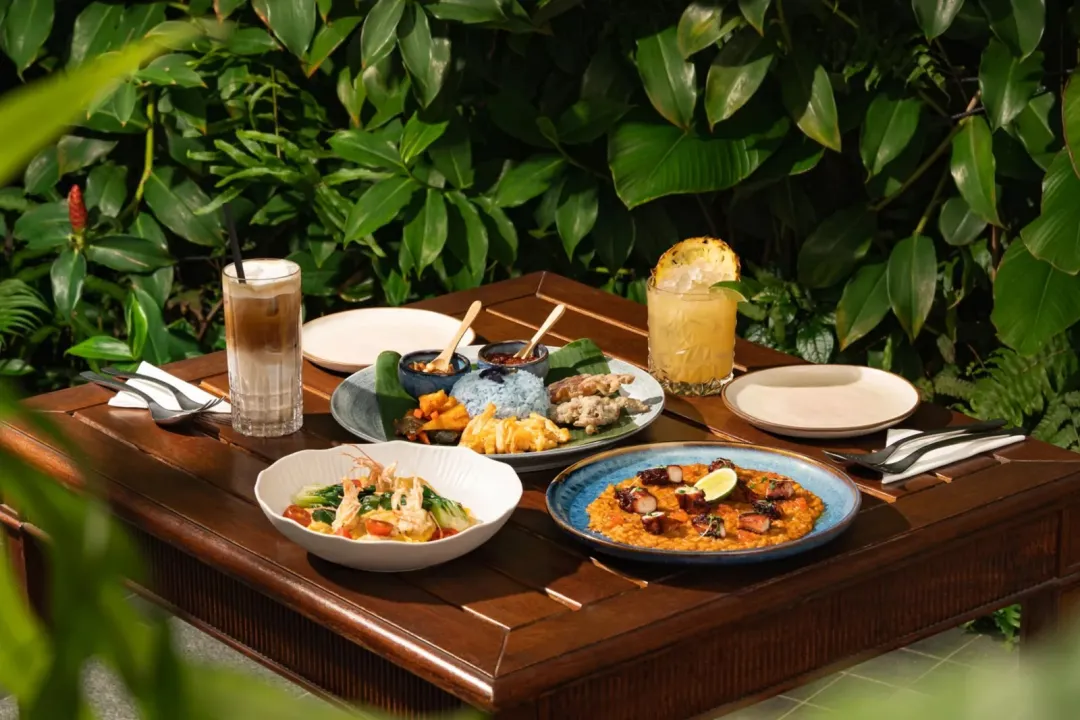 Odysseys Travel - Raffles Singapore - Raffles Courtyard - Small Plates