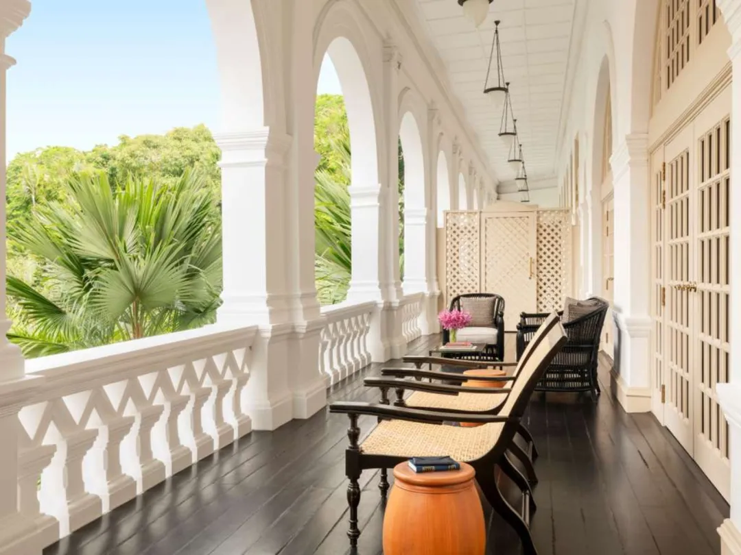 Odysseys Travel - Raffles Singapore - Grand Hotel Suite - Verandah
