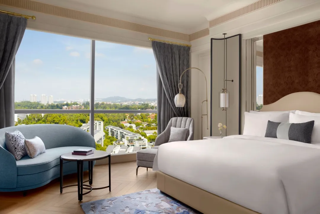 Odysseys Travel - The St. Regis Singapore - Astor Grand Deluxe Room - Bedroom