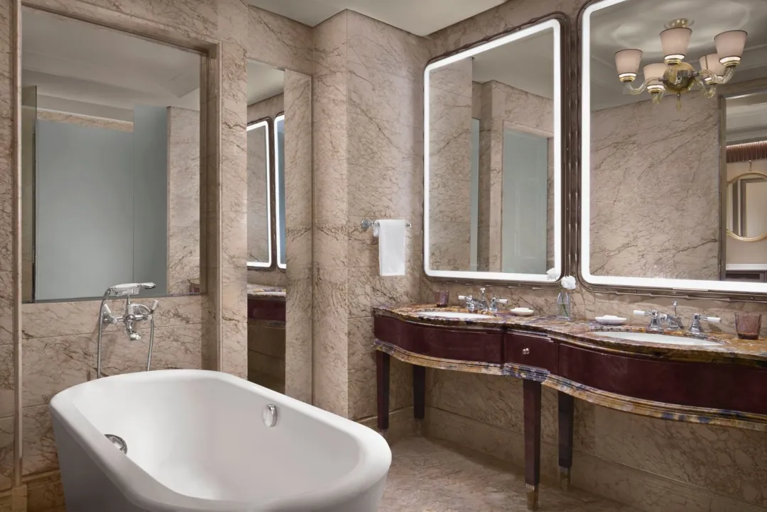 Odysseys Travel - The St. Regis Singapore - Astor Grand Deluxe Room - Bathroom