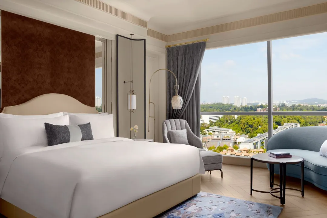 Odysseys Travel - The St. Regis Singapore - Penthouse Guest Room - Bedroom