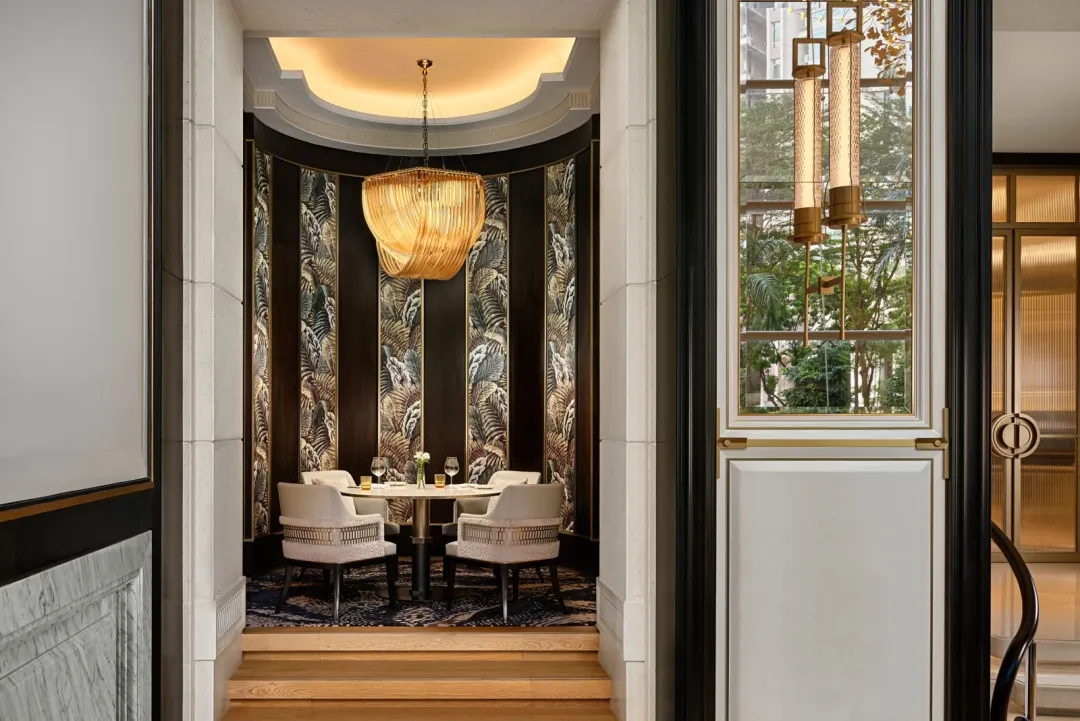 Odysseys Travel - The St. Regis Singapore - Sophia - Cove Seating