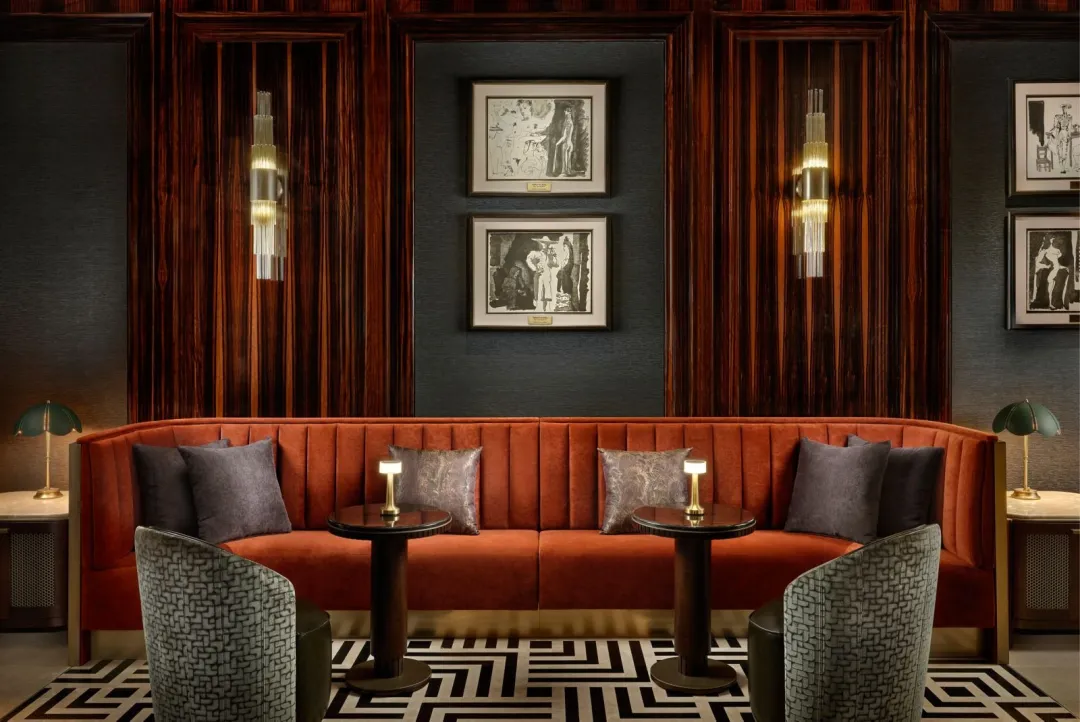Odysseys Travel - The St. Regis Singapore - The St. Regis Bar - Banquette Seating