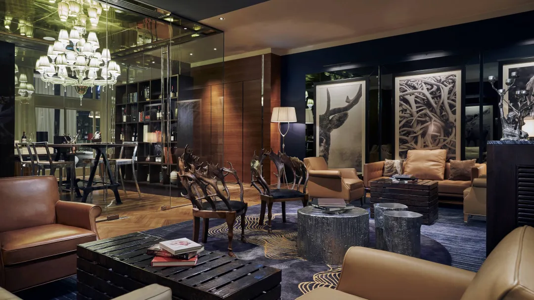 Odysseys Travel - JW Marriott Hotel Singapore South Beach - Stag's Room