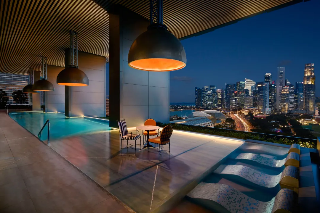 Odysseys Travel - JW Marriott Hotel Singapore South Beach - Rooftop Pool