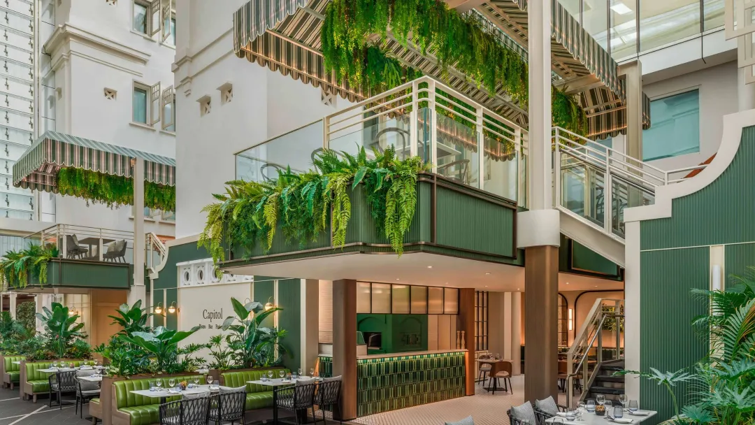 Odysseys-Travel-The-Capitol-Kempinski-Hotel-Singapore-Restaurant-Exterior