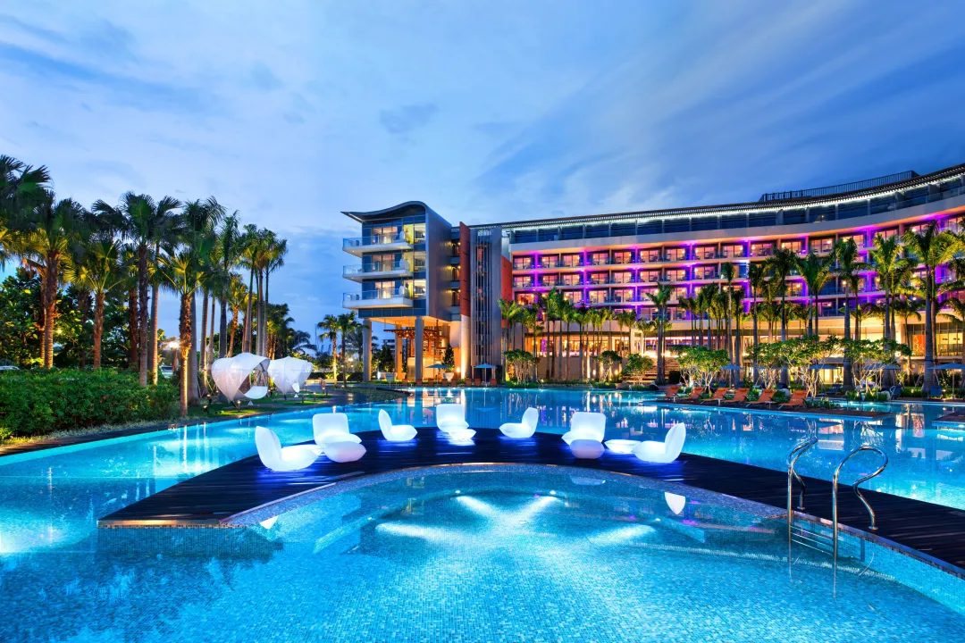 W Singapore Sentosa Cove  - Pool at Night