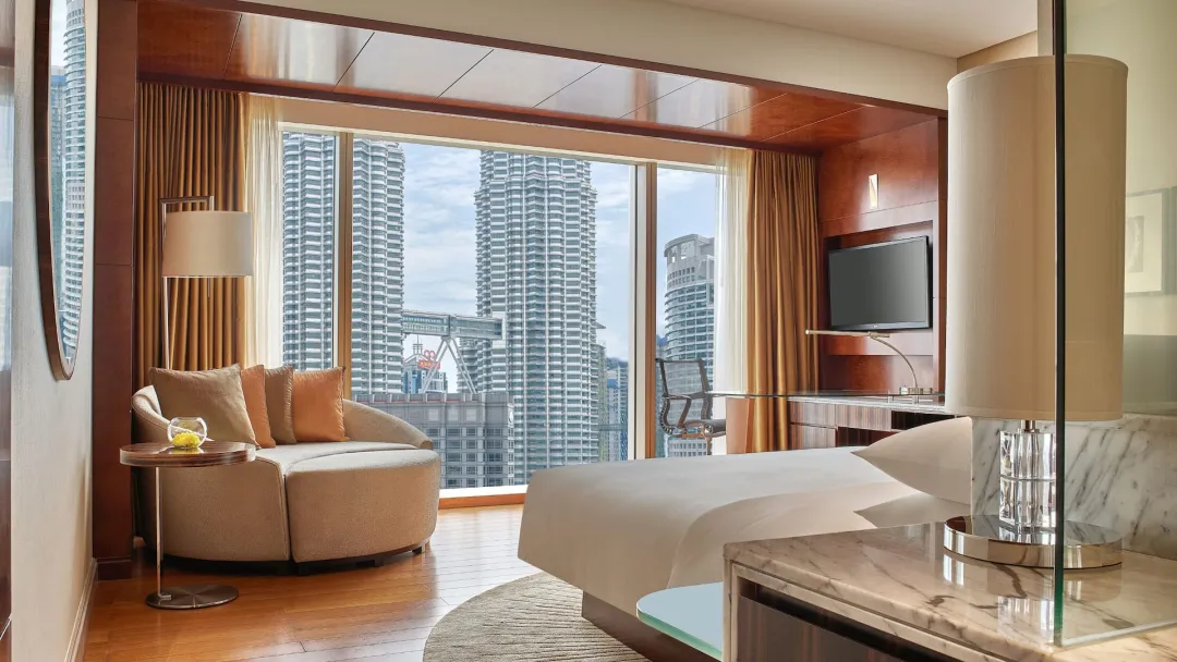 Odysseys Travel - Grand Hyatt Kuala Lumpur - Tower View Club Room - Bedroom
