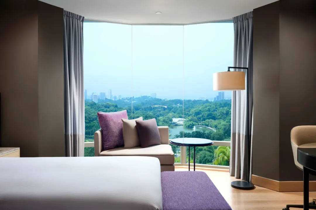 Odysseys Travel - Hilton Kuala Lumpur - Deluxe Lake View Room - Seating Area