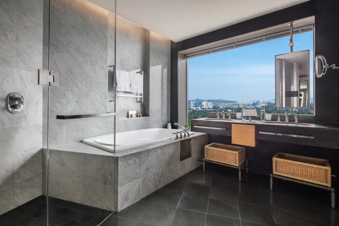 Odysseys Travel - Hilton Kuala Lumpur - Lifestyle Suite - Bathroom