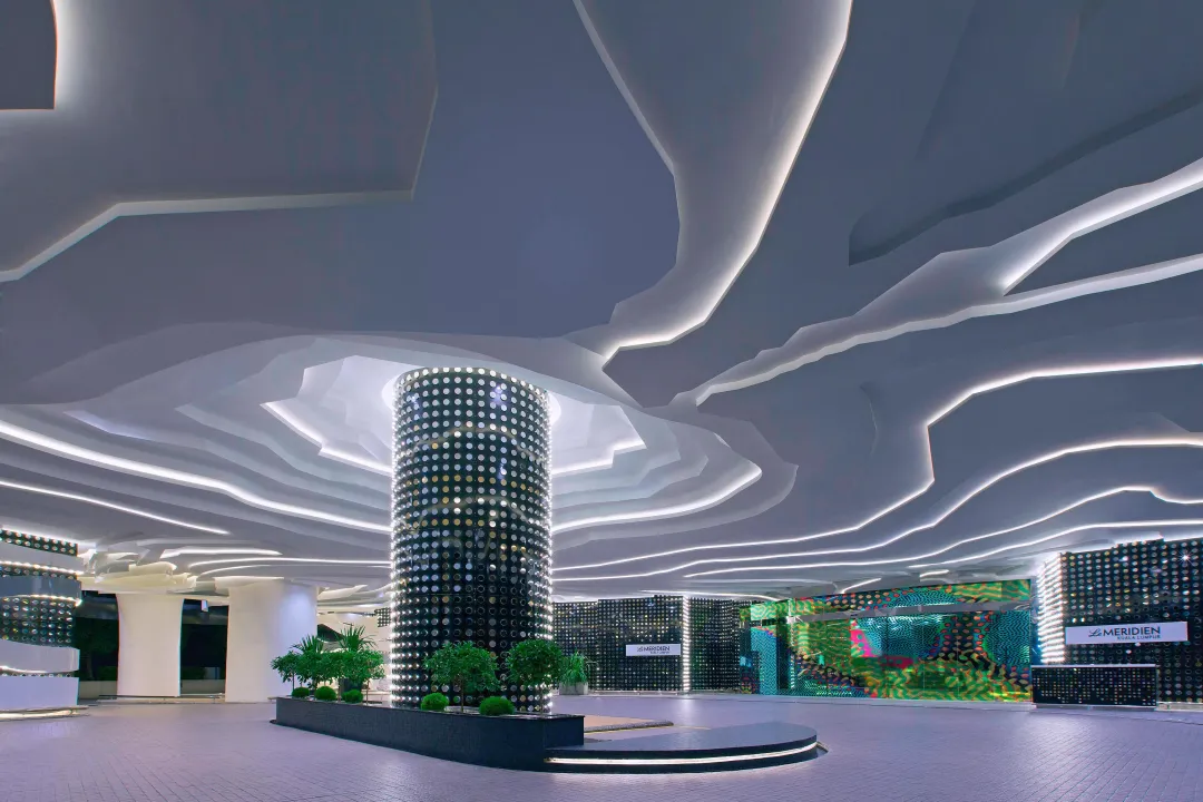 Odysseys-Travel-Le-Meridien-Kuala-Lumpur-Porte-Cochere
