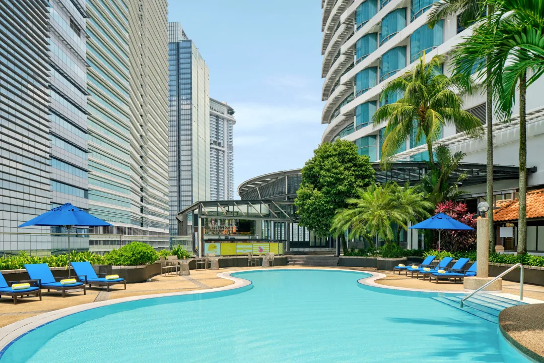 Odysseys-Travel-Le-Meridien-Kuala-Lumpur-Exterior-Poolside