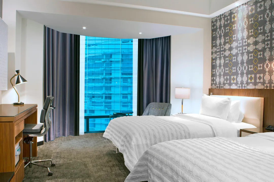 Le-Meridien-Kuala-Lumpur-Larger-Guest-Room-Twin-Beds
