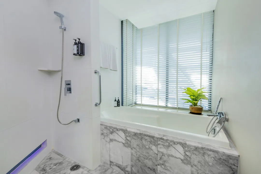 Odysseys-Travel-LiT-Bangkok-Different-Degree-Room-Bathroom