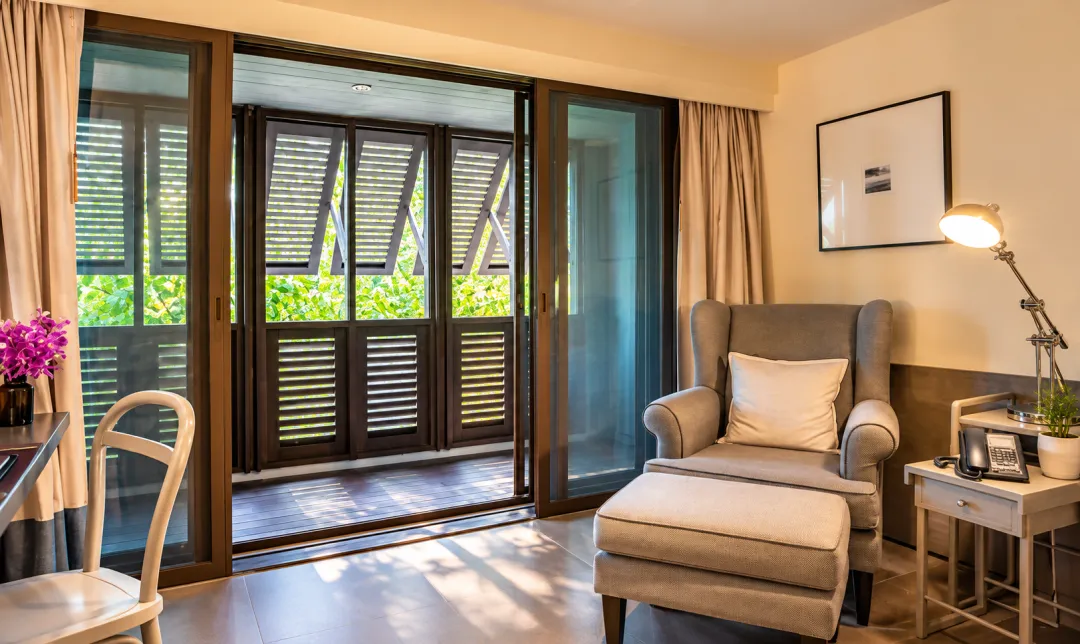 Odysseys Travel - Riva Surya - Urban Room - Reading Area