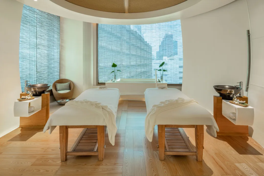 Odysseys Travel - Le Méridien Bangkok -  Spa Room