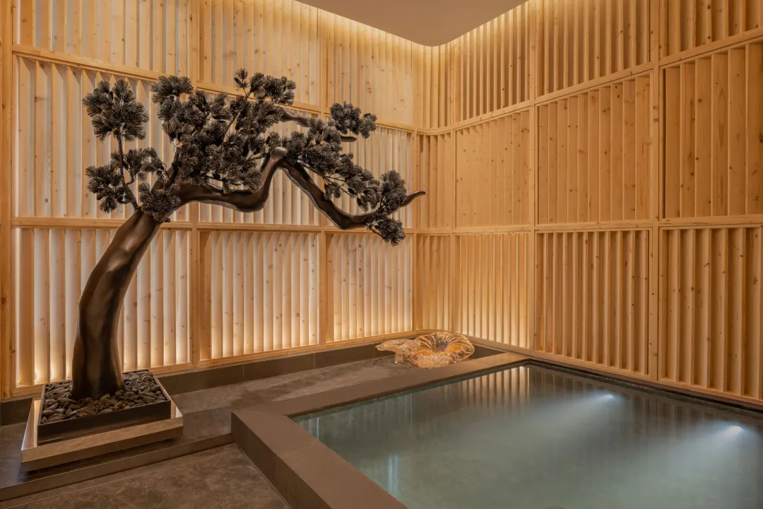 Odysseys Travel - Le Méridien Bangkok - Spa Bath