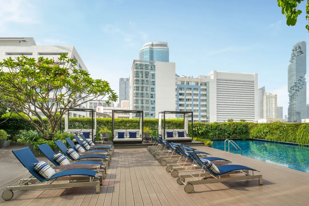 Odysseys Travel - Le Méridien Bangkok - Pool Beds