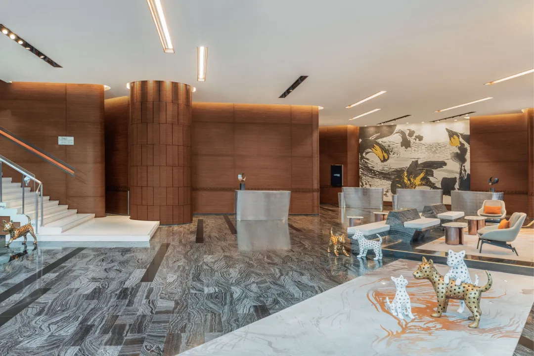 Odysseys Travel - Le Méridien Bangkok - Lobby