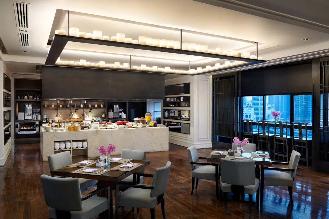 Odysseys Travel - JW Marriott Bangkok - Rooms - Executive City View Room - Lounge