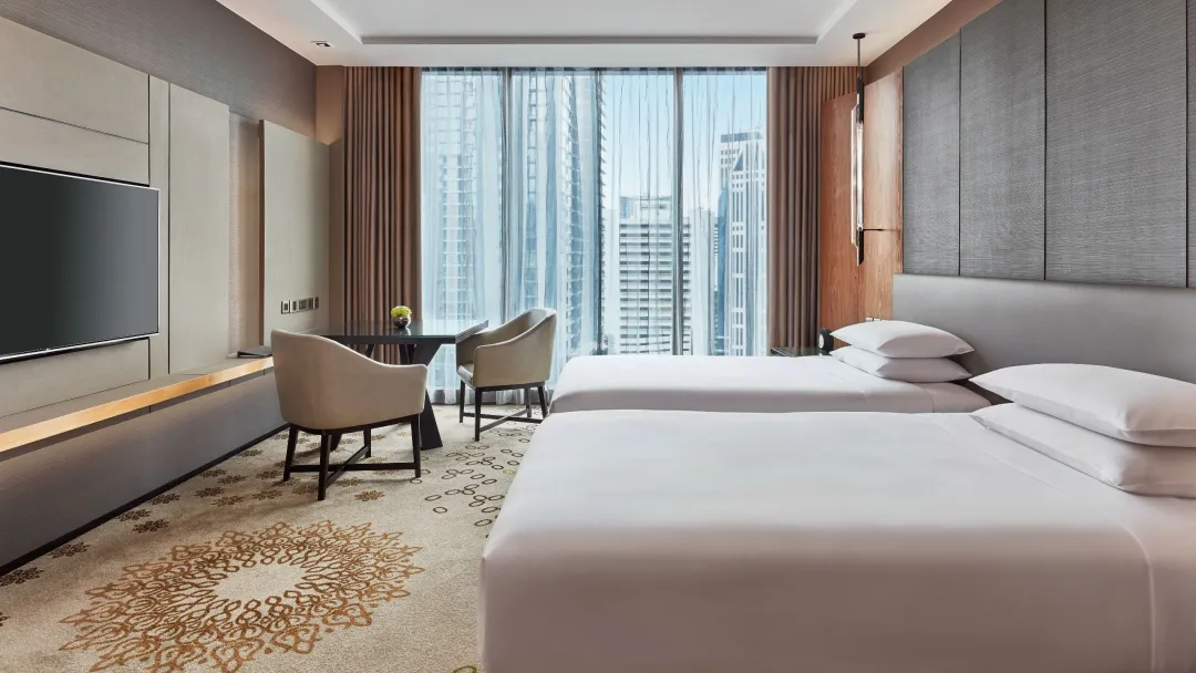 Odysseys Travel - Hyatt Regency Bangkok Sukhumvit - Guest Room - Bedroom (Twin)