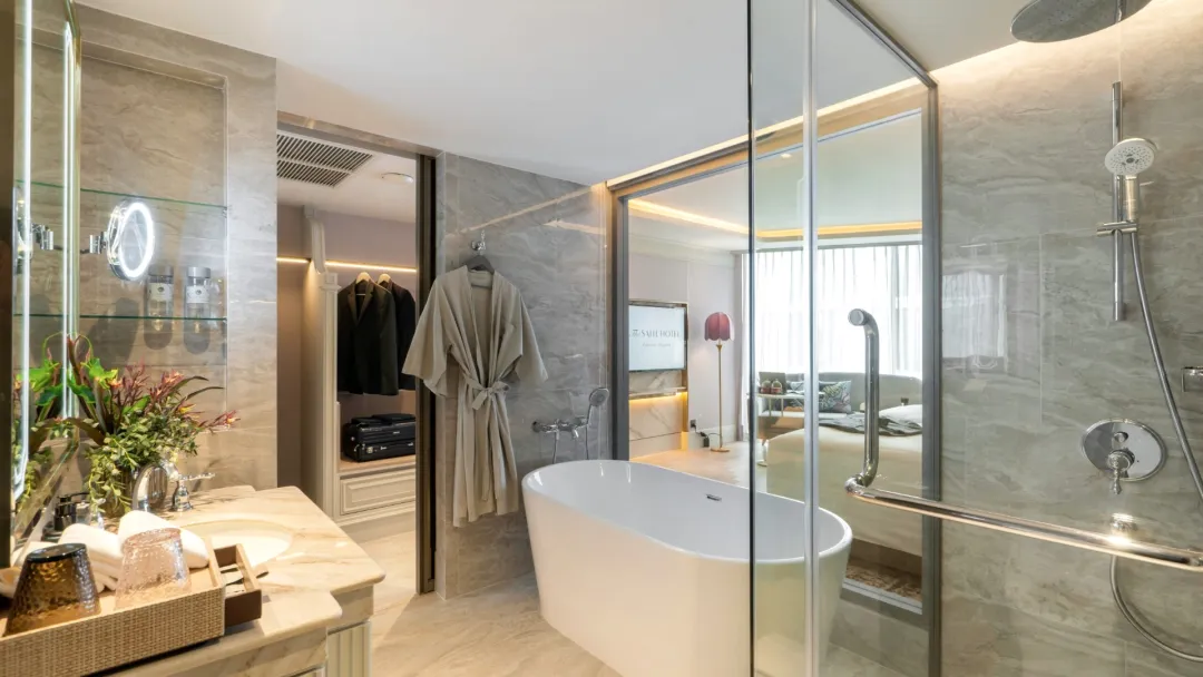 Odysseys Travel - The Salil Hotel Riverside Bangkok - Deluxe River View - Bathroom