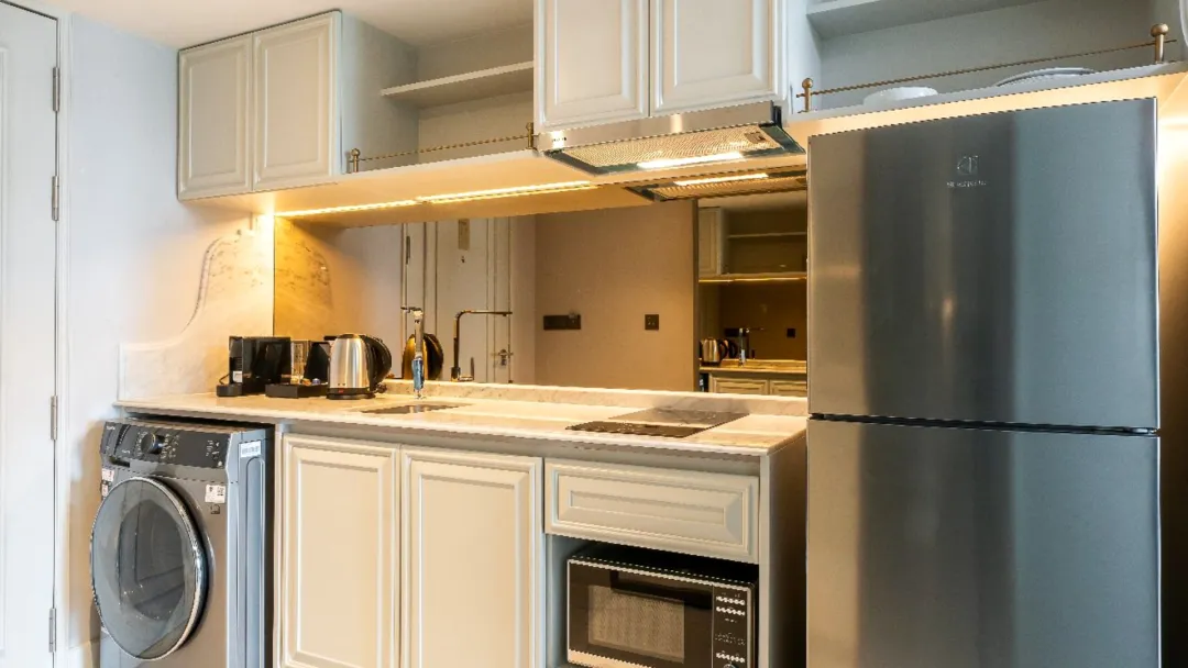 Odysseys Travel - The Salil Hotel Riverside Bangkok - One Bedroom Riverview - Kitchen