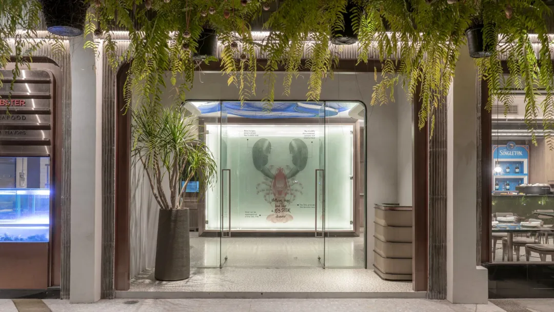 Odysseys Travel - The Salil Hotel Riverside Bangkok - The Lobster Riverside - Interior