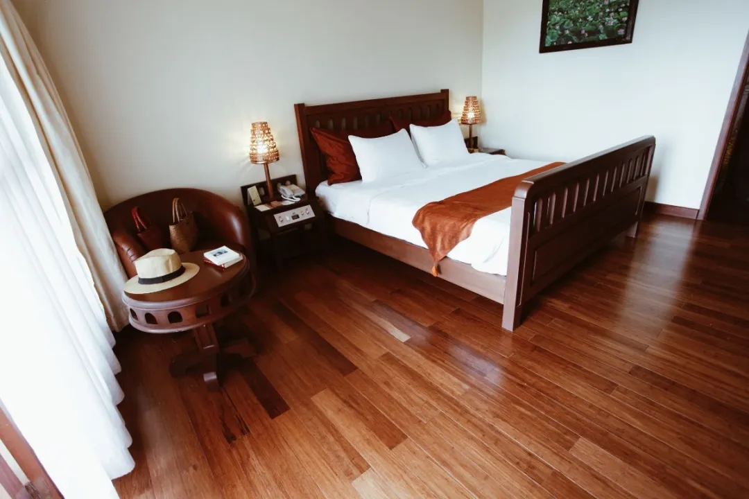 Deluxe Rooms - King Bed