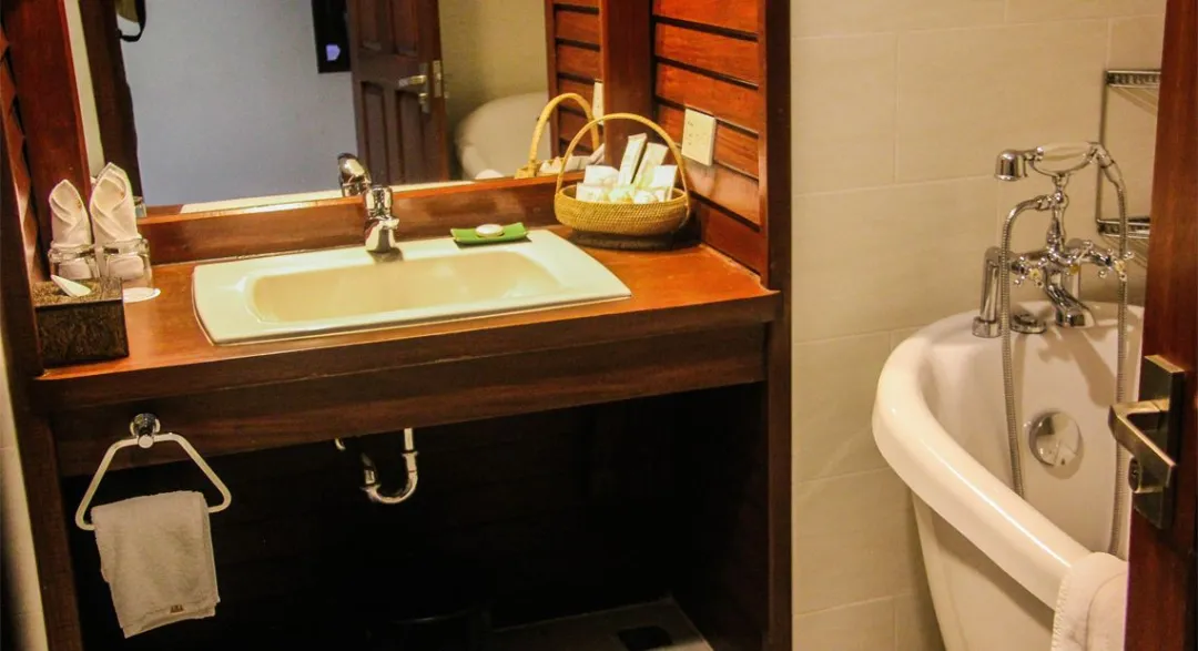 Sakura Rooms - Bathroom