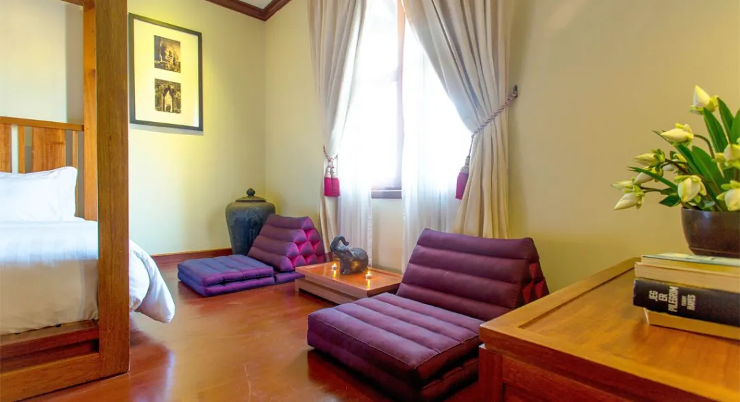 Executive Bungalow - Seating Aeria