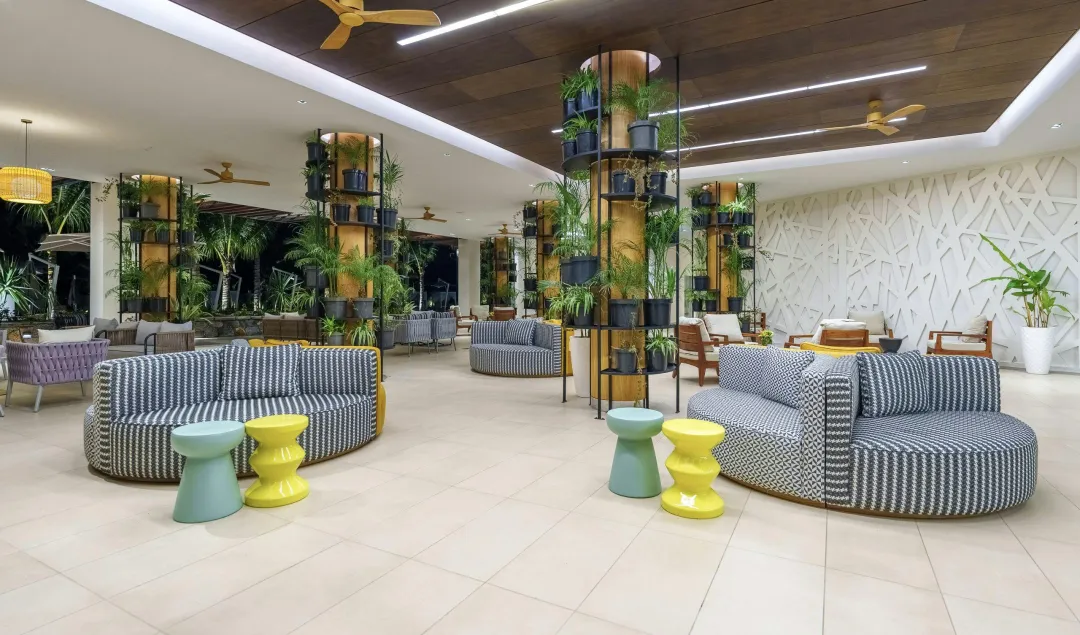 Ocean's Creek Beach Hotel - Lobby