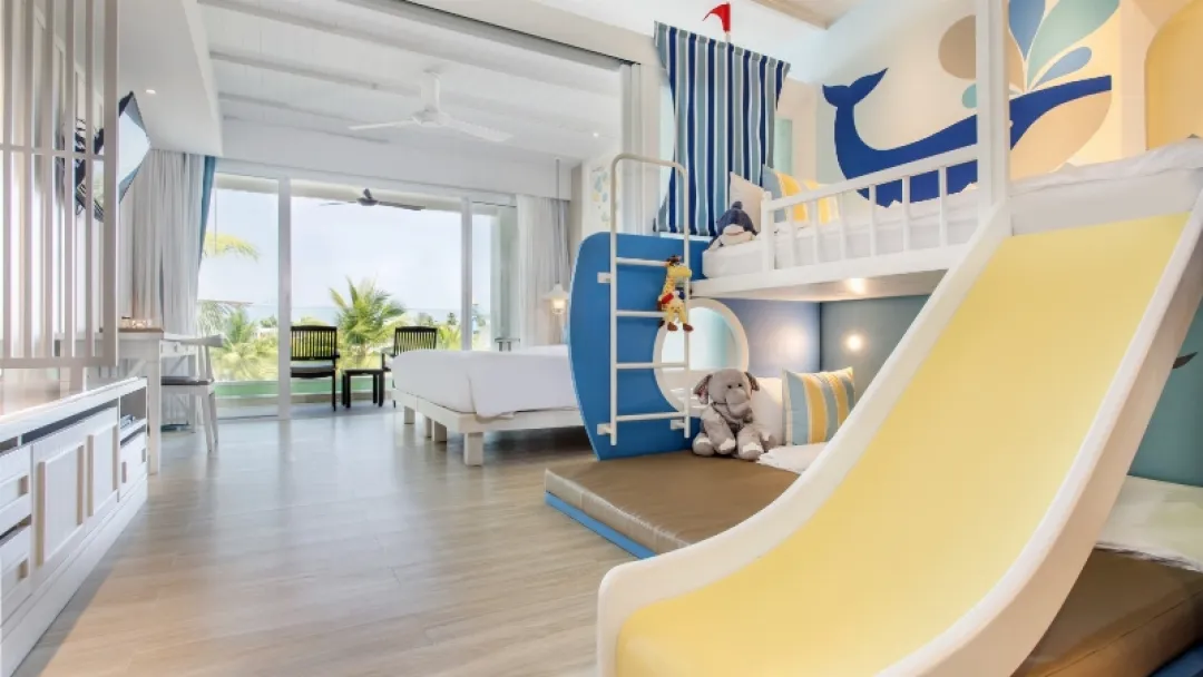 Family Slide Room - Kids Slide View
